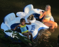 Taylor & Maya
