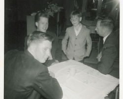 p137